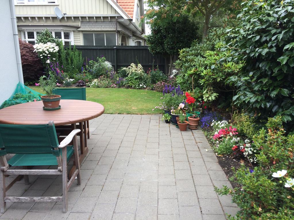 Garden Bed And Breakfast Christchurch Eksteriør billede