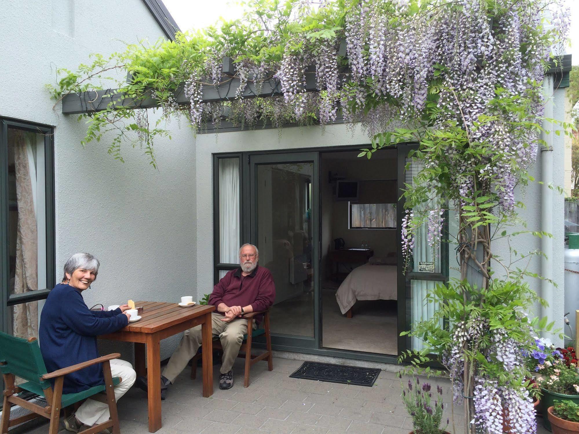 Garden Bed And Breakfast Christchurch Eksteriør billede